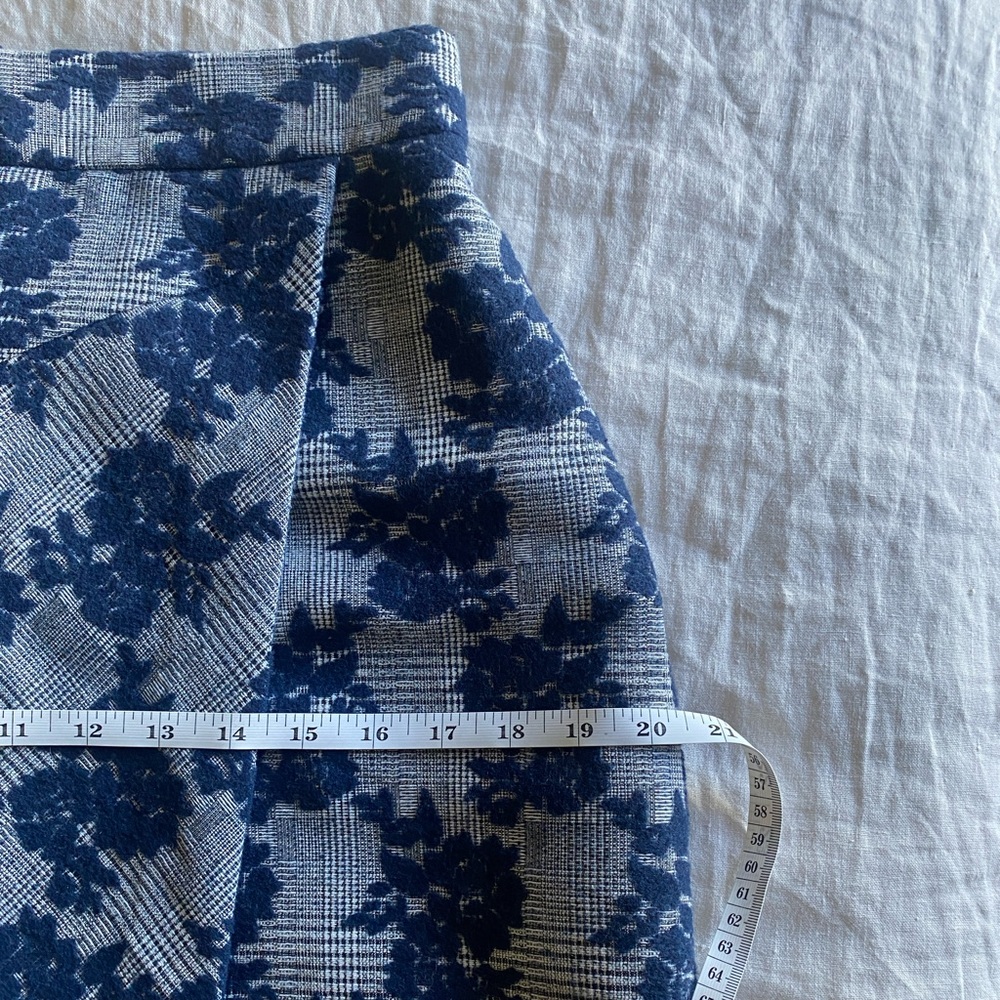 Halogen faux wrap lined midi skirt, sz 8, navy floral velvet, so soft! BNWOT - Picture 8 of 10